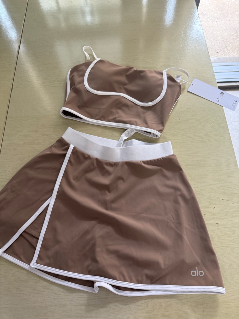 ALO Yoga Brown and White Sports Bra & Skirt Set - Picture 5 of 6